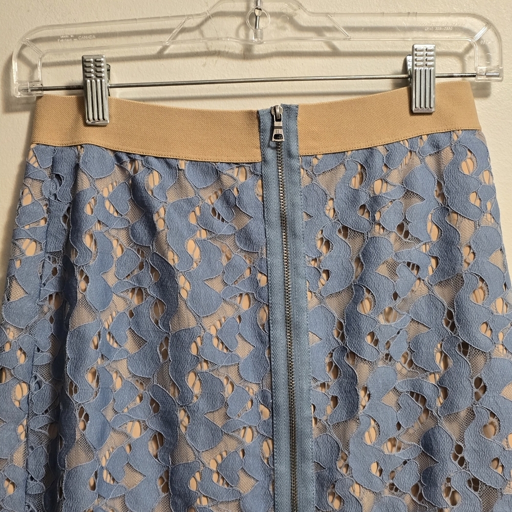 BcbgMaxazria Elegant Blue Lace Pencil  Skirt With Elastic Waistband Size Xs - Picture 5 of 11